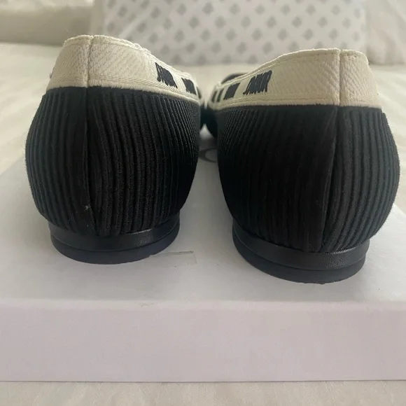 Authentic Christian Dior J’Adior Black Pointed-Toe Flats – Size 39 - Picture 9 of 9